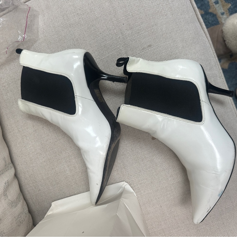 Like new Anine Bing white leather boots women size 38